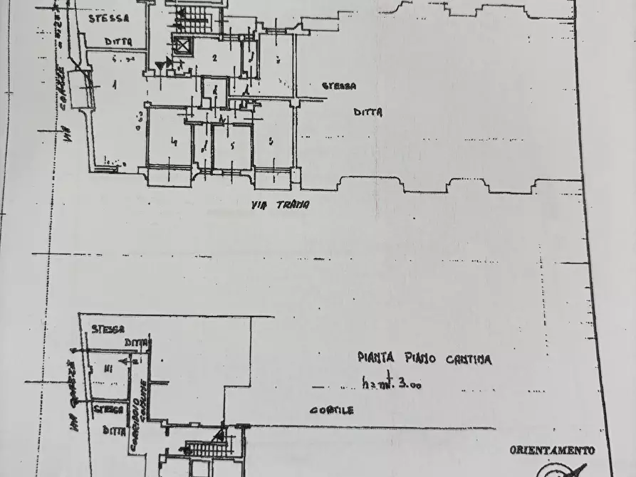 Immagine 60 di Pentalocale in vendita  in Via Trana a Torino