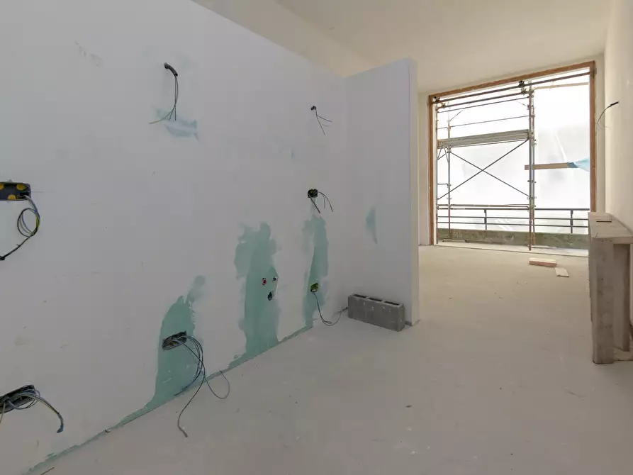 Immagine 10 di Loft/Open space in vendita  in Via Ugo Foscolo 6 a Torino