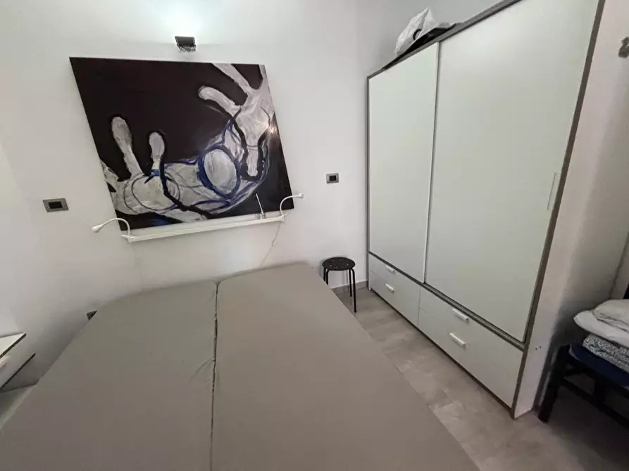 Immagine 10 di Bilocale in affitto  in Via Don Bosco 85 a Torino