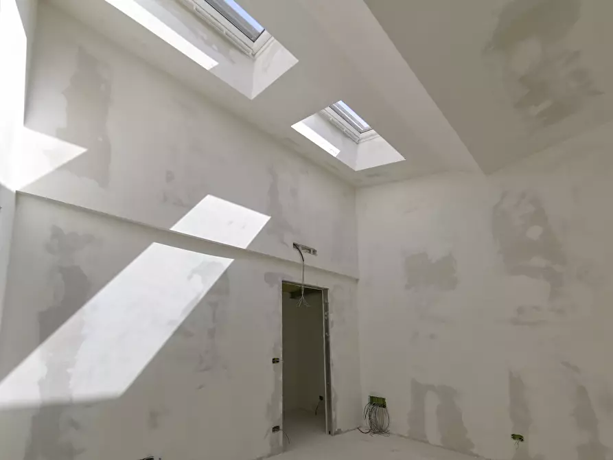 Immagine 17 di Loft/Open space in vendita  in Via Ugo Foscolo 6 a Torino