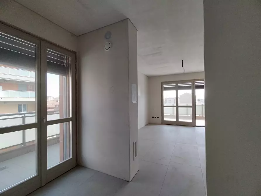 Immagine 7 di Bilocale in vendita  in Via Pietro Cossa 105 a Torino