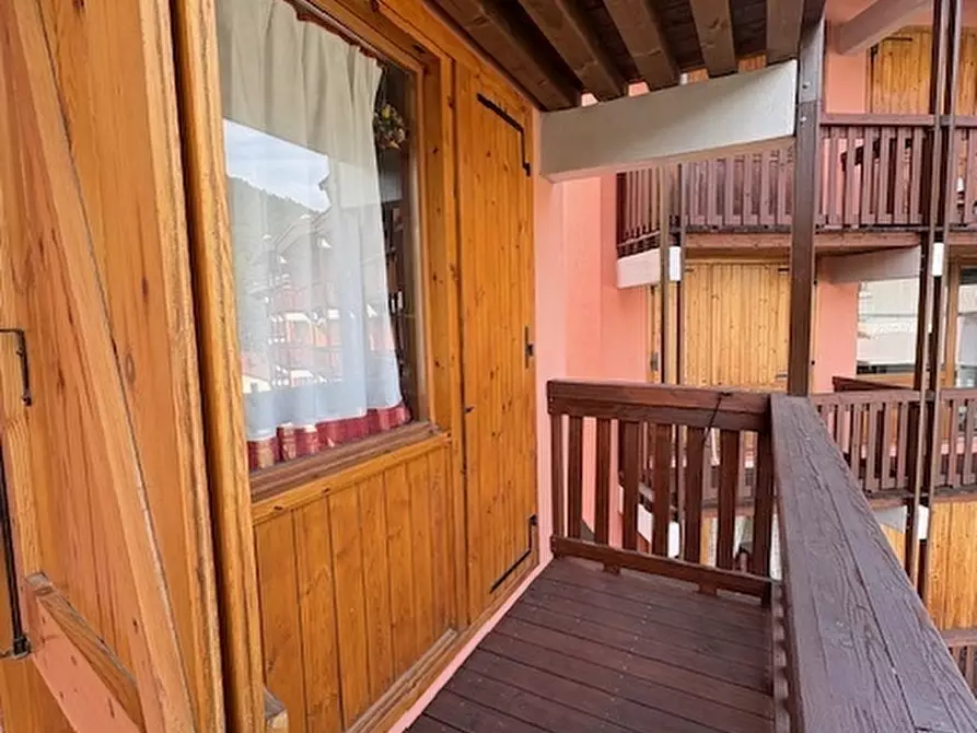 Immagine 21 di Trilocale in vendita  in Via del Colle 5252 a Sestriere