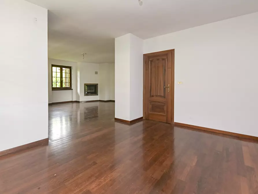 Immagine 34 di Villa in vendita  in Via Loreto 86 a Lanzo Torinese