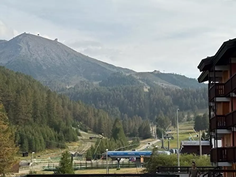 Immagine 24 di Trilocale in vendita  in Via del Colle 5252 a Sestriere