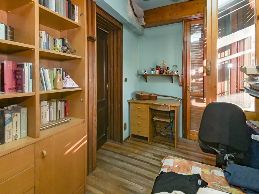 Immagine 37 di Attico in vendita  in Via Ventimiglia 76 a Torino