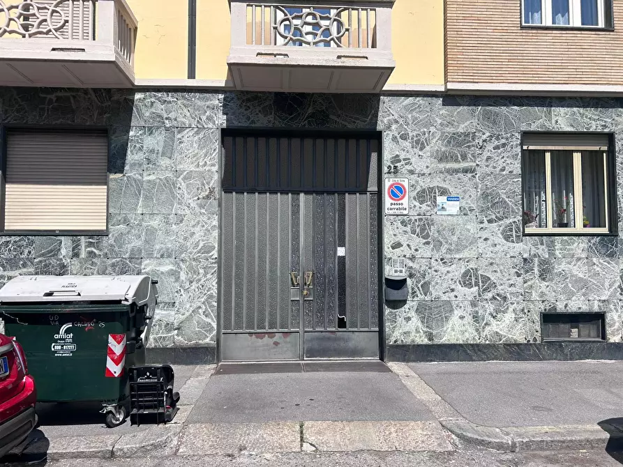 Immagine 3 di Garage in vendita  in Via Caluso 25 a Torino