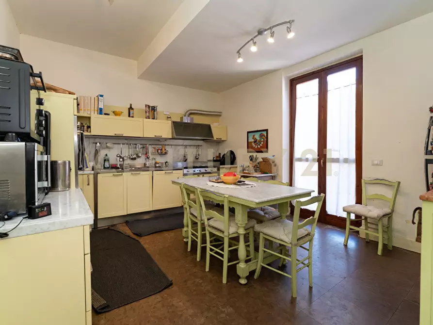 Immagine 32 di Villa in vendita  in Via Timparosa 39 a Aci Castello