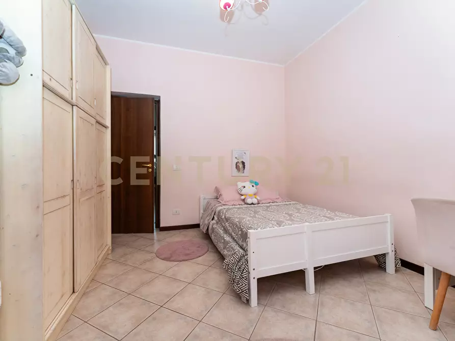 Immagine 18 di Pentalocale in vendita  in Via Crocifisso 26 a Aci Castello