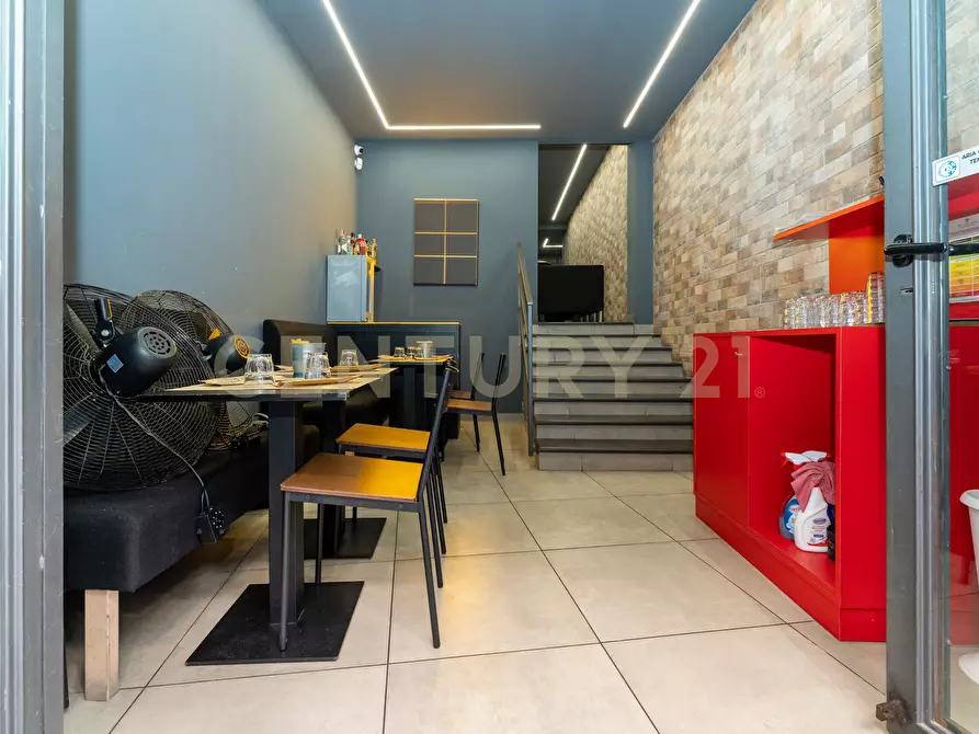 Immagine 15 di Bar / Ristorante in vendita  in Via Gemmellaro 47/A a Catania