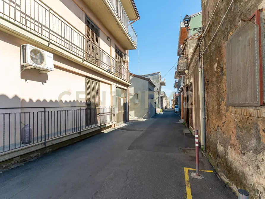 Immagine 10 di Casa indipendente in vendita  in Via Calanna 36 a Valverde