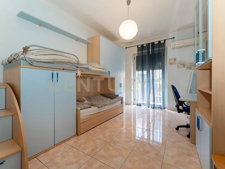 Immagine 29 di Pentalocale in vendita  in Corso delle Province 124 a Catania