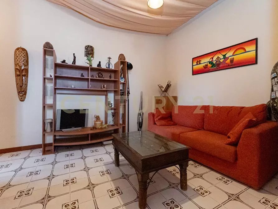 Immagine 3 di Trilocale in vendita  in Via del Sileno 2 a Giardini-Naxos