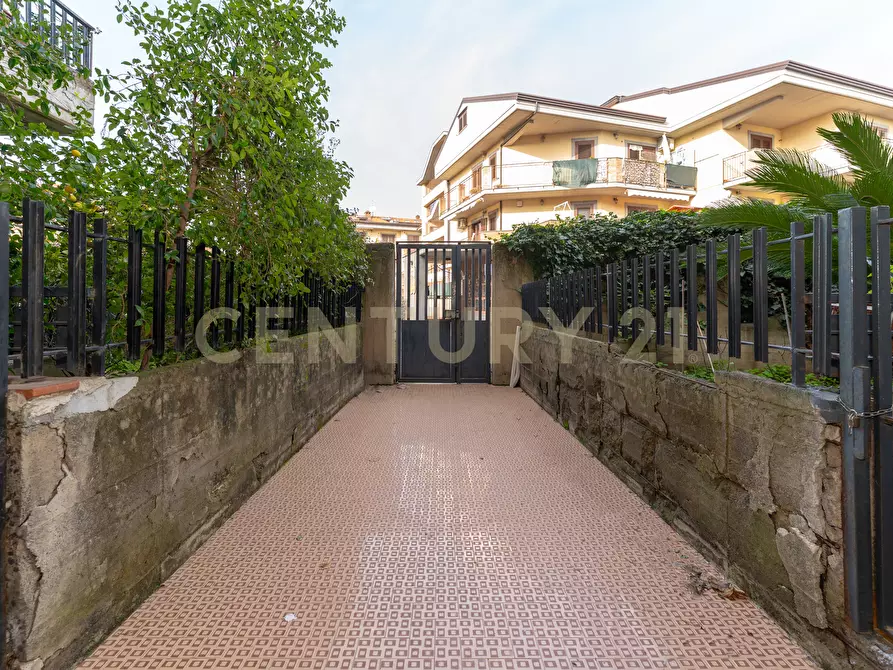 Immagine 5 di Trilocale in vendita  in VIA IDRIA 37 a Tremestieri Etneo