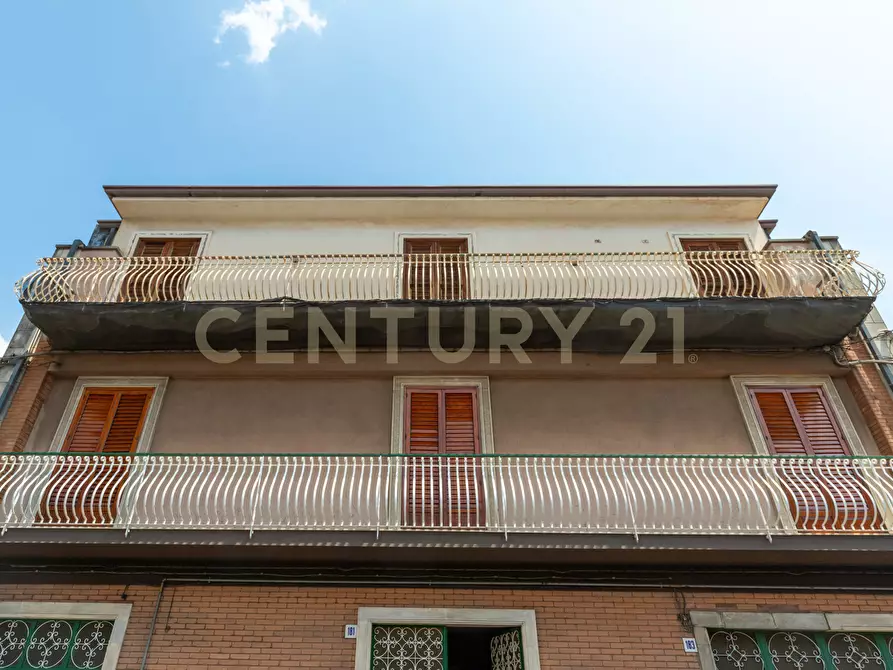 Immagine 22 di Pentalocale in vendita  in Via Vittorio Emanuele 181 a Viagrande