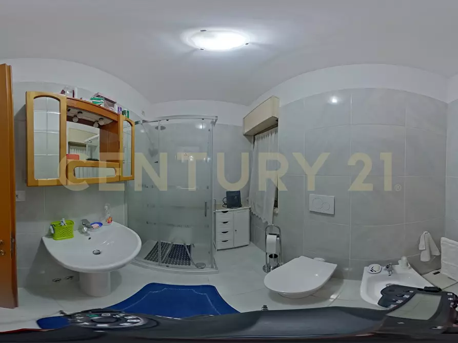 Immagine 29 di Trilocale in vendita  in Via Belforte del Chienti 25 a Roma