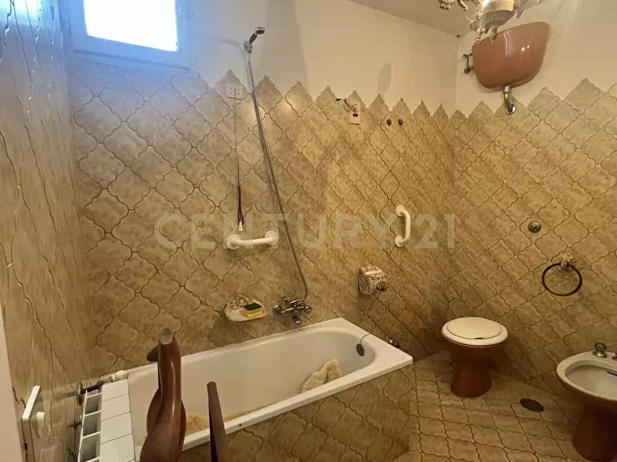 Immagine 16 di Bilocale in vendita  in Via delle Pieve 9 a Semproniano