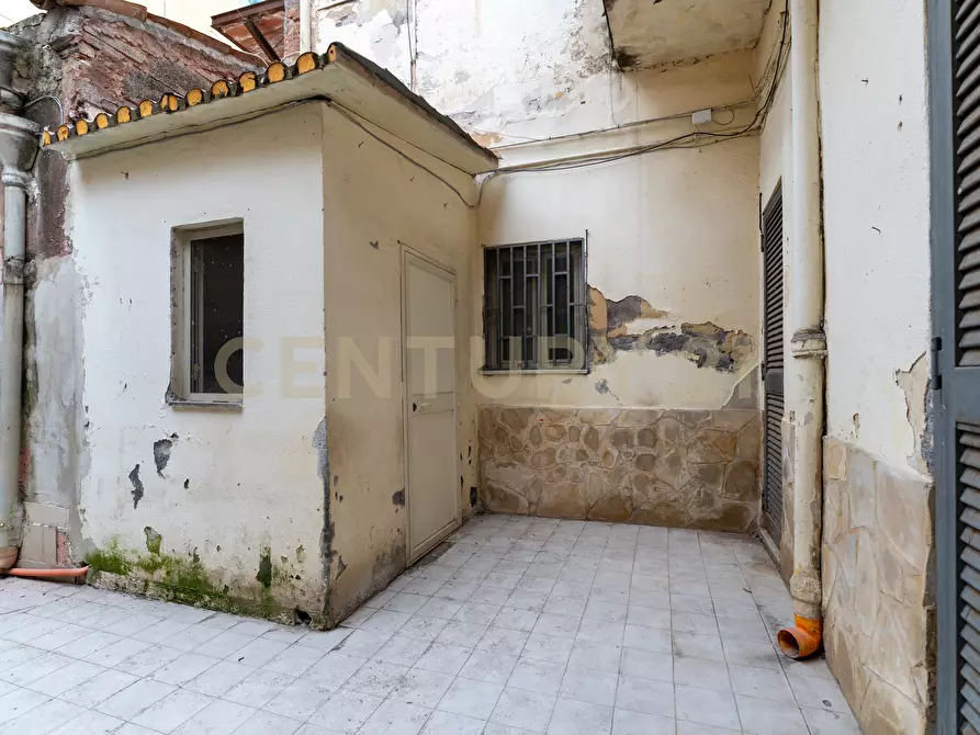 Immagine 21 di Porzione di casa in vendita  in Via Giudice 10 a Catania