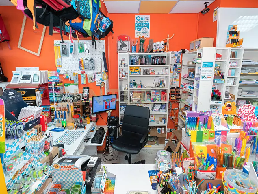 Immagine 7 di Attività commerciale in vendita  in Via Giovanni Guglielmino 62 a Tremestieri Etneo