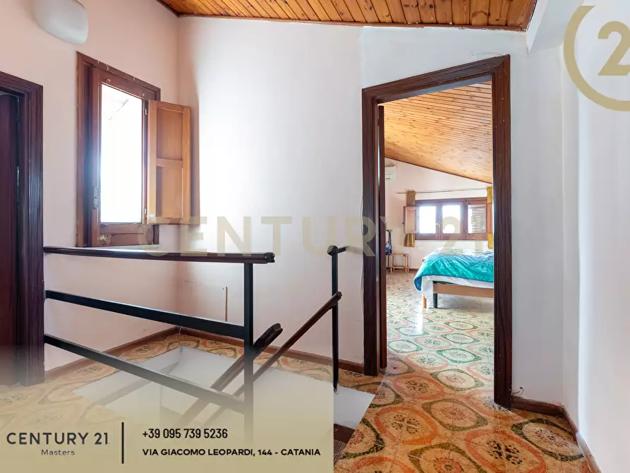 Immagine 22 di Villa in vendita  in Via Francesco Durante 11 a Pedara