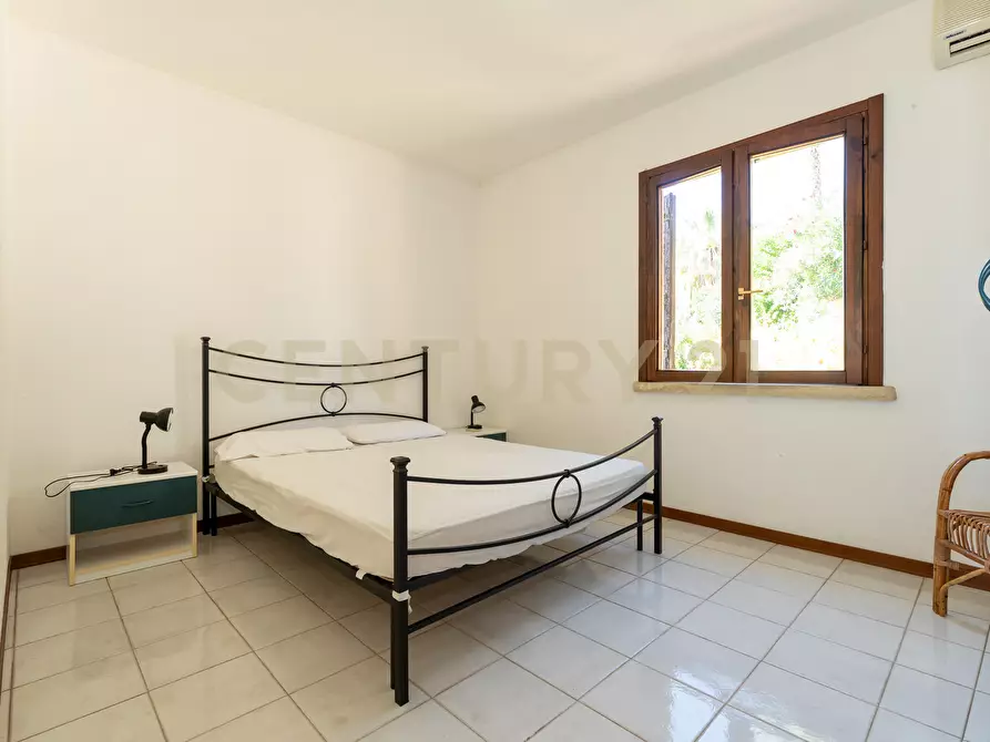 Immagine 38 di Villa in vendita  in BAIA ARCILE a Augusta