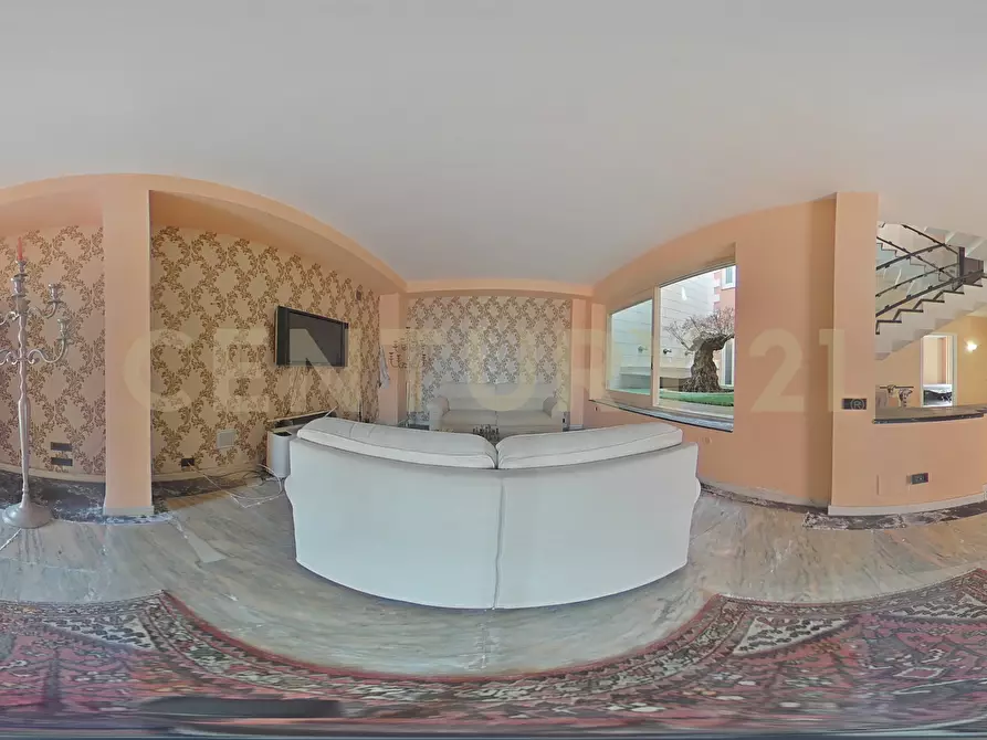 Immagine 109 di Villa in vendita  in Via Ingegnere 130 a Catania