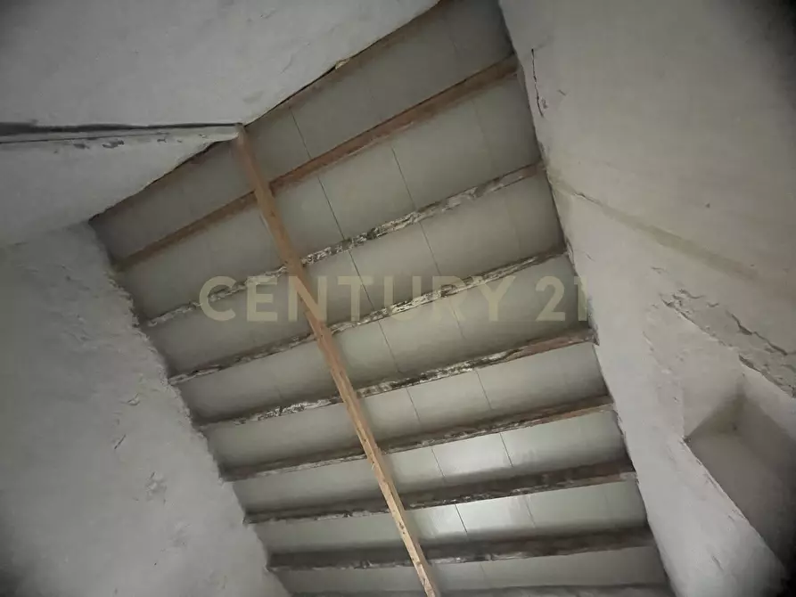 Immagine 23 di Garage in vendita  in Via Municipio 128 a Pachino