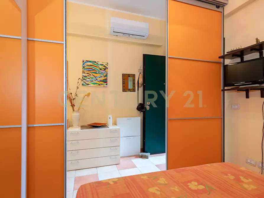 Immagine 12 di Bilocale in vendita  in Via Lungomare 2 a Sant'alessio Siculo