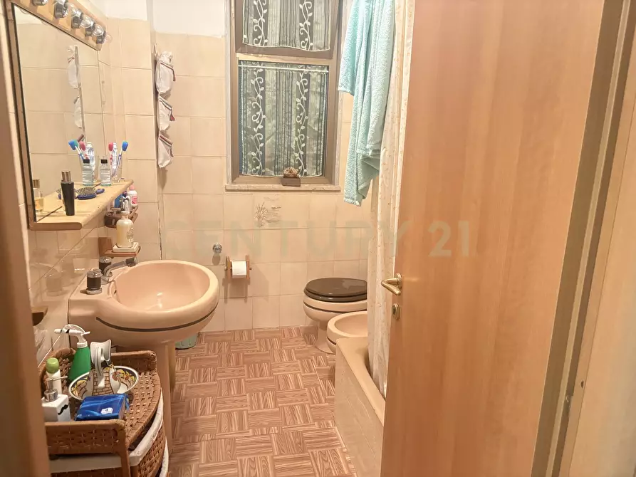 Immagine 29 di Pentalocale in vendita  in Via Francesco Baracca 59 a Riposto