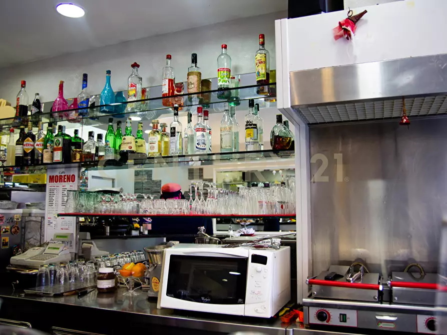 Immagine 17 di Bar / Ristorante in vendita  in Via Tripolitania 203 a Roma