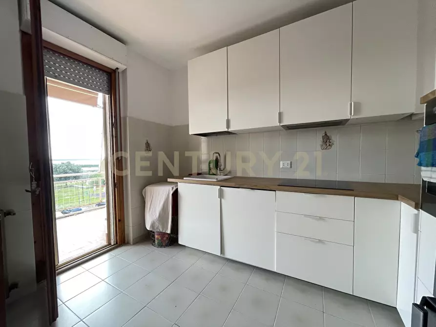 Immagine 13 di Pentalocale in vendita  in Via Pietro Nenni 19 a Orbetello