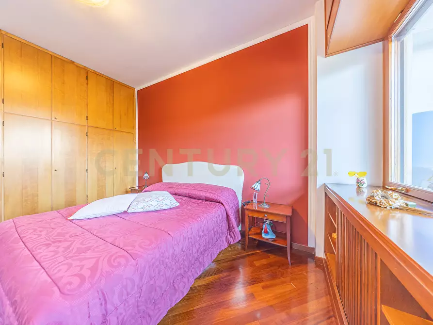 Immagine 10 di Trilocale in vendita  in Via Paolo Barison 14 a Roma