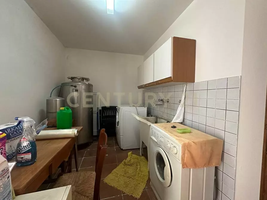 Immagine 20 di Villa in vendita  in Via Dante Alighieri a Semproniano