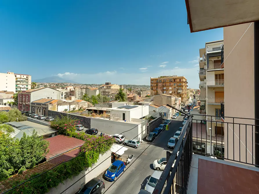 Immagine 17 di Trilocale in vendita  in Via Grasso Finocchiaro 75 a Catania