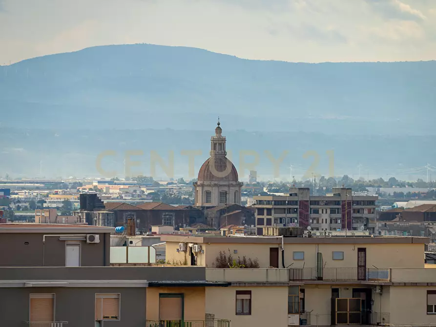 Immagine 57 di Attico in vendita  in Via Vincenzo Giuffrida 203 a Catania