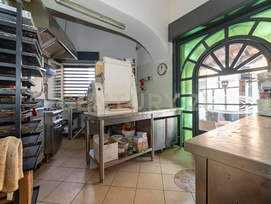 Immagine 15 di Bar / Ristorante in vendita  in Viale Papa Giovanni XXIII 46 a Camporotondo Etneo