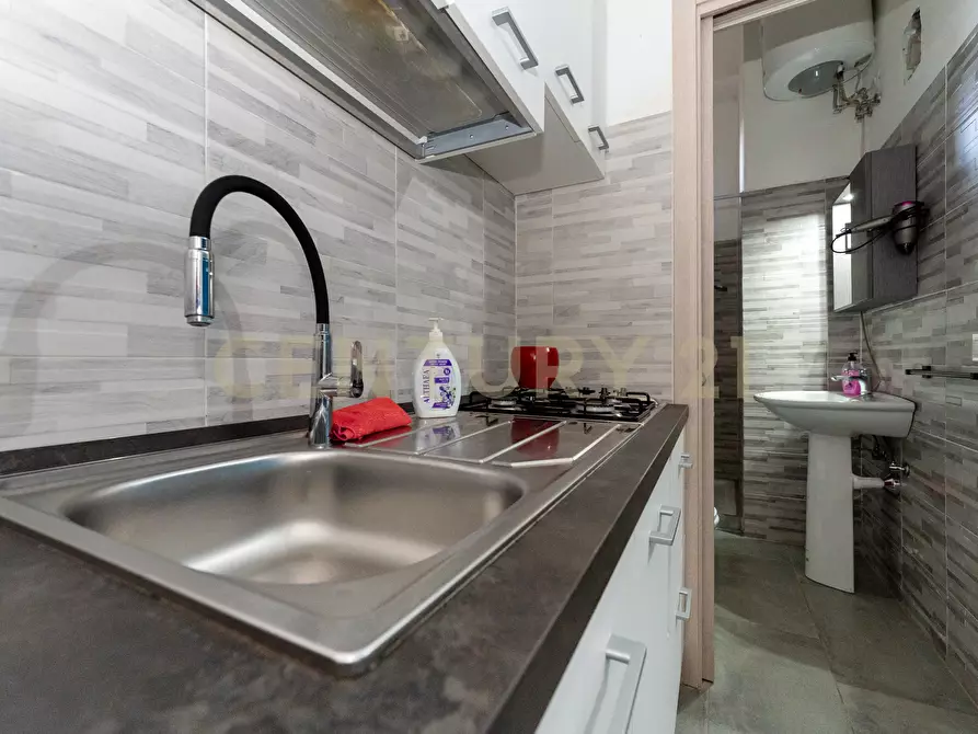 Immagine 25 di Monolocale in vendita  in Via del Principe 37 a Catania