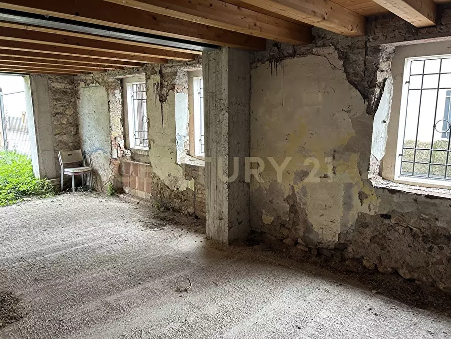 Immagine 28 di Villa in vendita  in Via Belvedere snc a Verona