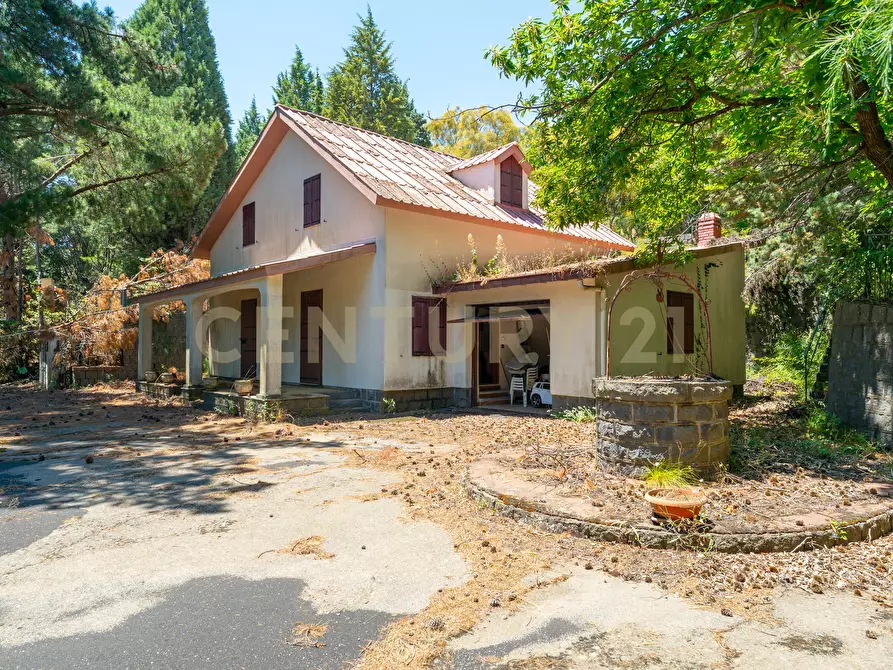 Immagine 1 di Villa in affitto  in Strada Regionale Mareneve SNC a Linguaglossa