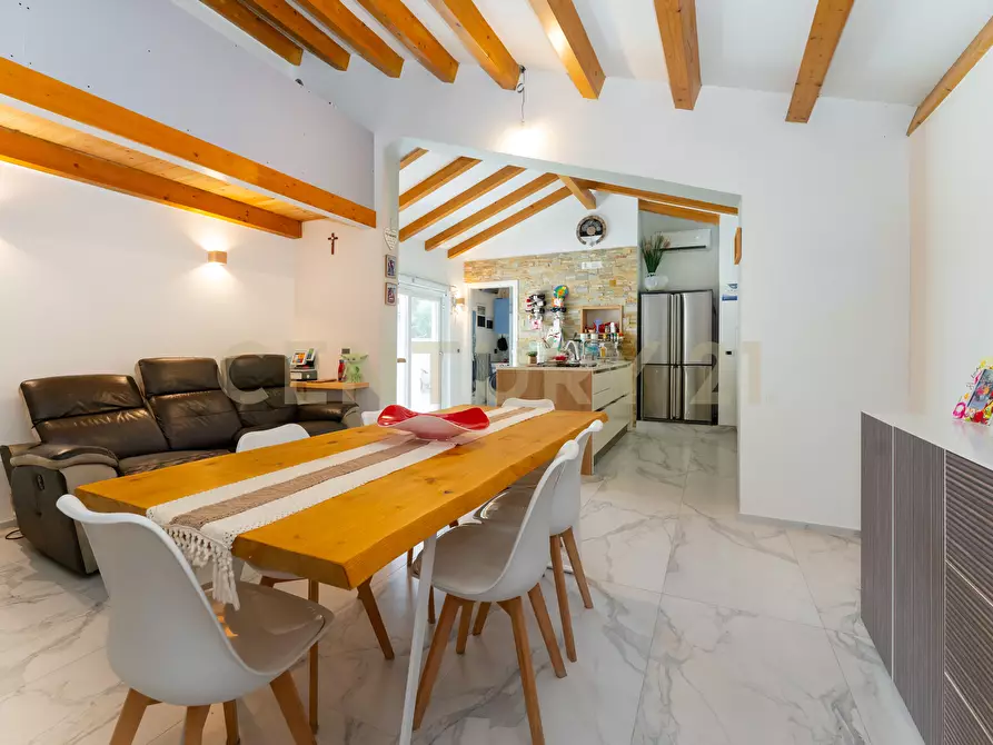 Immagine 16 di Villa in vendita  in Via Immacolata a Catania