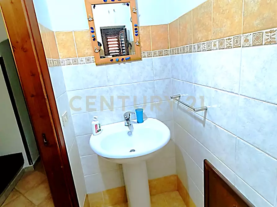 Immagine 20 di Casa indipendente in vendita  in Via Ruggero Settimo 99 a Terrasini