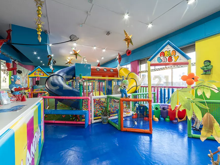 Immagine 6 di Attività artigianale in vendita  in Via Villa Glori 87 a Catania
