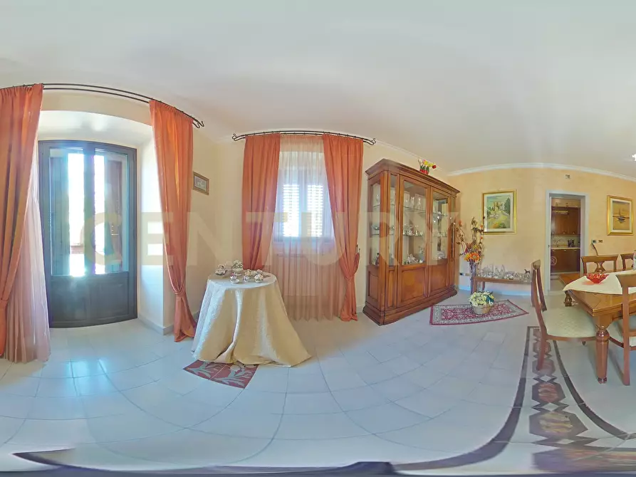 Immagine 77 di Appartamento in vendita  in Via Stazione 12 a Aci Castello