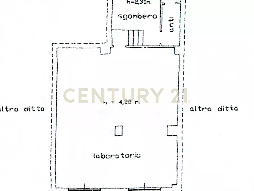 Immagine 29 di Locale commerciale in vendita  in Via Timoleone 1a a Catania