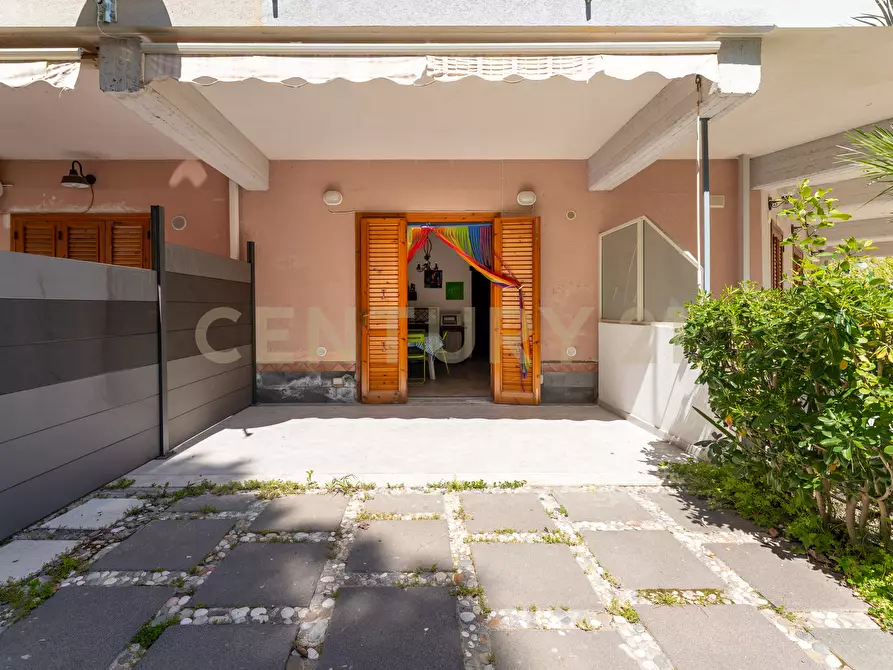 Immagine 12 di Bilocale in vendita  in Contrada Sillemi a Letojanni