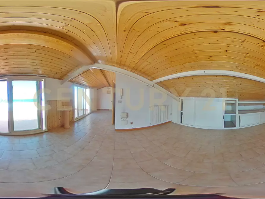 Immagine 24 di Casa indipendente in vendita  in Via Vampolieri 34m a Aci Catena