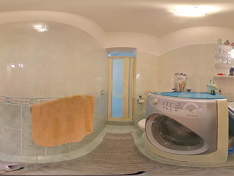 Immagine 34 di Quadrilocale in vendita  in Via Nazionale 32 a Aci Castello