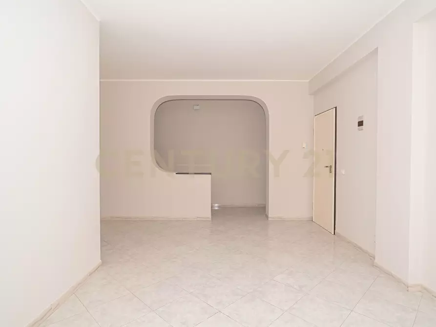 Immagine 5 di Quadrilocale in vendita  in Via Salvo D'Acquisto 42 a Aci Catena