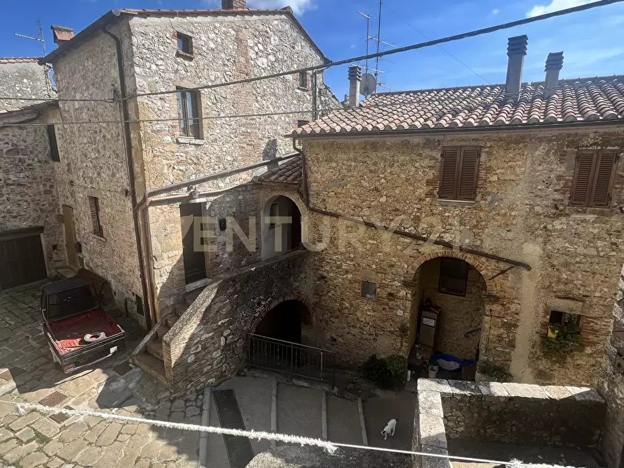 Immagine 21 di Bilocale in vendita  in Via delle Pieve 9 a Semproniano