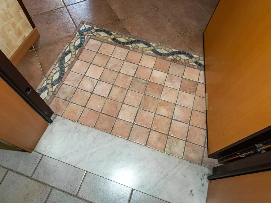 Immagine 10 di Quadrilocale in vendita  in Via Macello 86 a San Giovanni La Punta