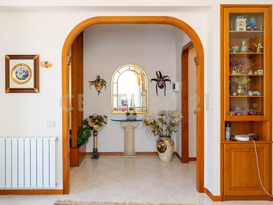 Immagine 93 di Casa indipendente in vendita  in Via Vampolieri 34m a Aci Catena